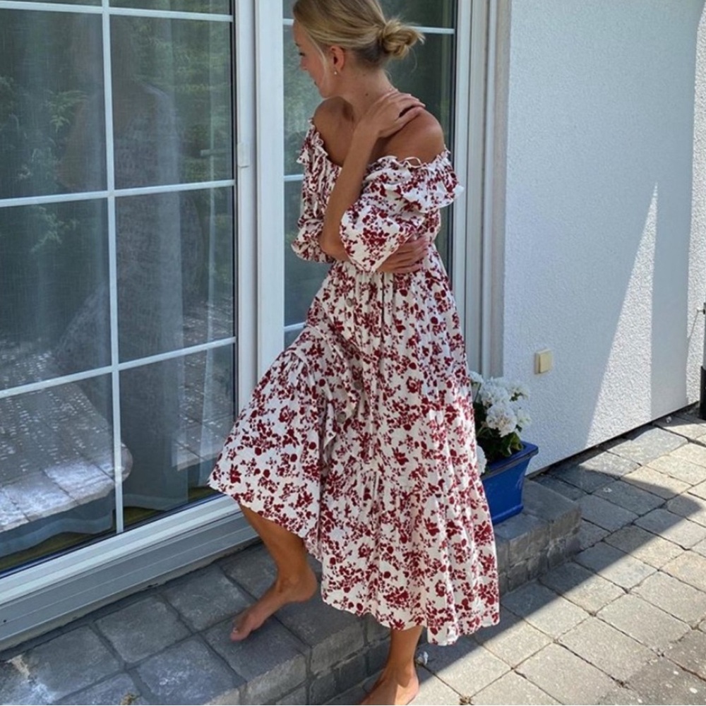 ZARA NWT Floral Off-Shoulder linen Dress